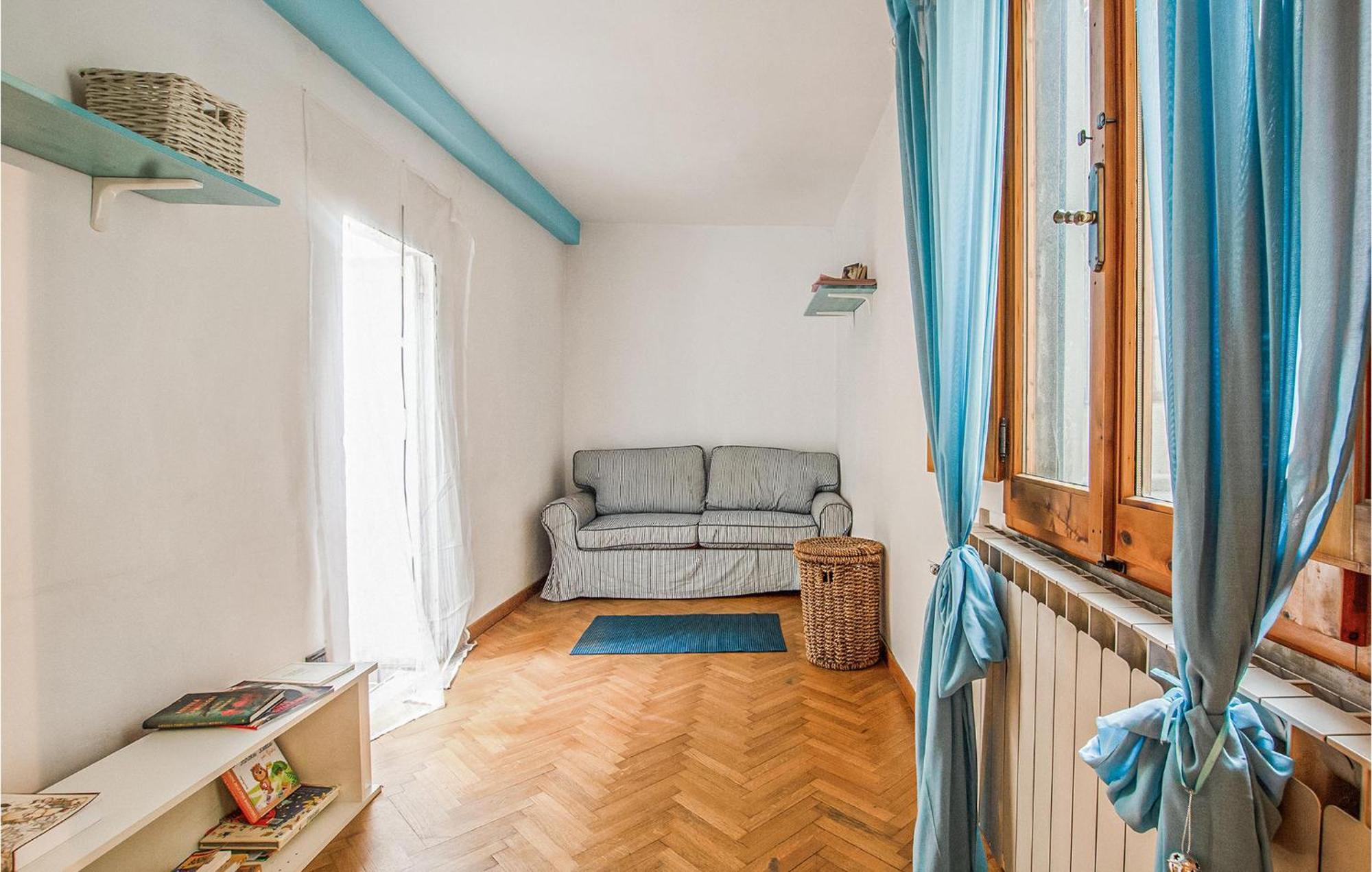 Awesome Apartment In Firenze With Wifi Kültér fotó